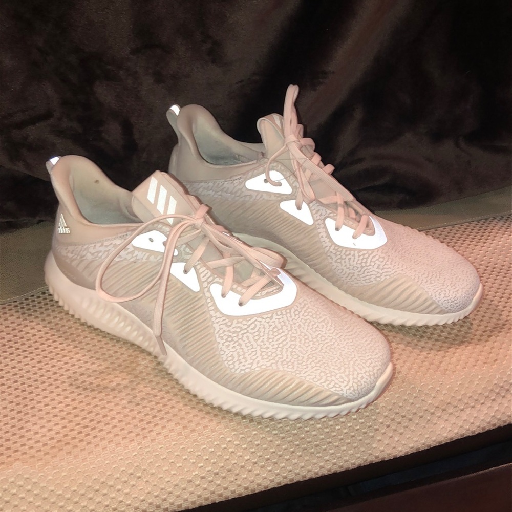 Adidas Alpha Bounce Sneaker